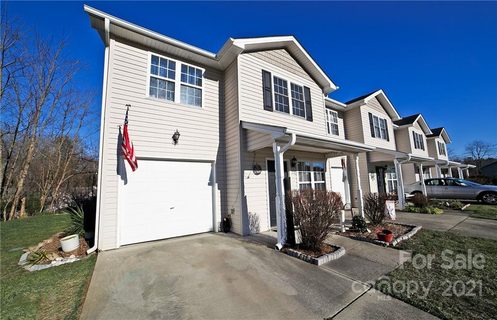 28 Lanceford Circle