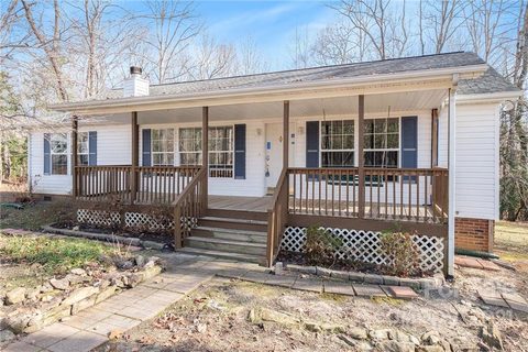 1627 Oak Park Court sold home in Lake Forest, Iron Station, NC