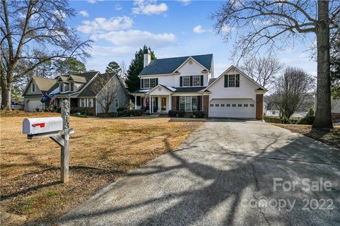 3613 Easthampton Drive