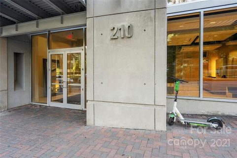 210 Church Street 2608