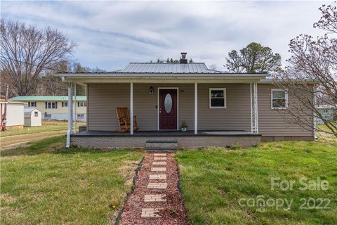 62 5th Street sold home in Bessie Atkins, Waynesville, NC