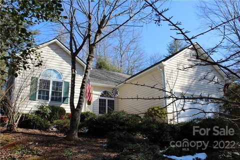 208 Fox Cross Drive