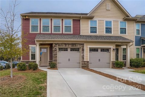 303 Pond Place Lane