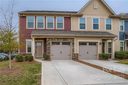 303 Pond Place Lane sold home in Matthews, SC