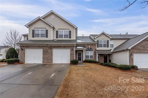 12338 Stratfield Place Circle