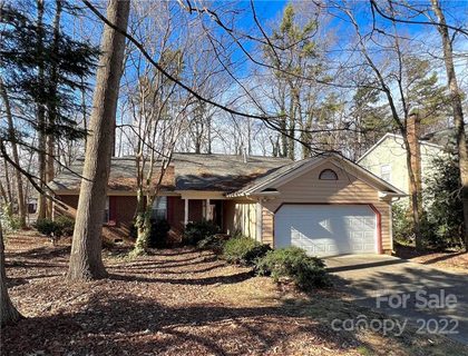 7203 Hubbard Woods Road sold home in Hubbard Woods, Charlotte, NC
