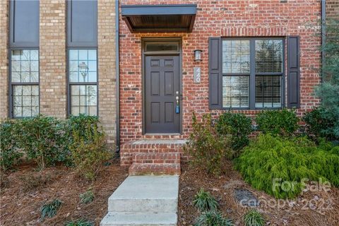 440 Linestowe Drive