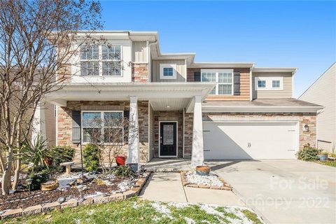 7311 Agnew Drive sold home in Victoria at Aberdeen, Charlotte, NC