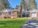 391 Wakefield Drive sold home in Hendersonville, SC