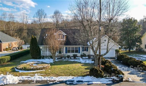 306 Willowbrook Drive