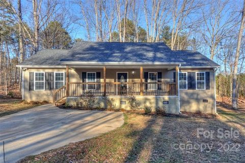 7761 Sarah Drive sold home in Lake Haven, Denver, NC