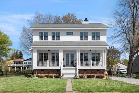 Previously sold for $850,000