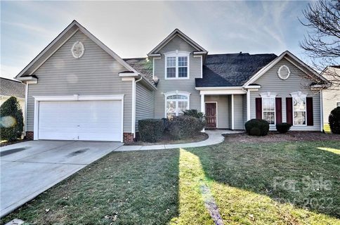 1104 Warren Red Way