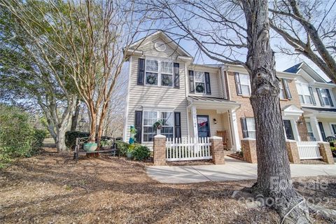 1764 Chamberside Drive