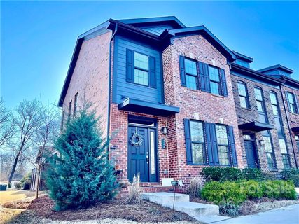 424 Linestowe Drive