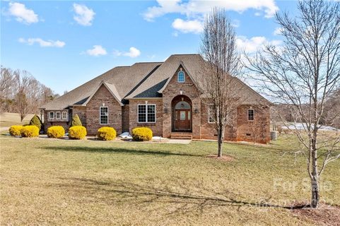 405 Talon Drive
