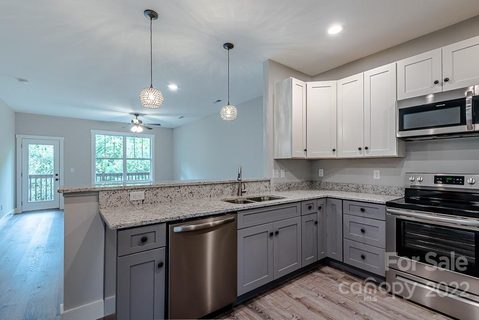138 Foxden Drive 201