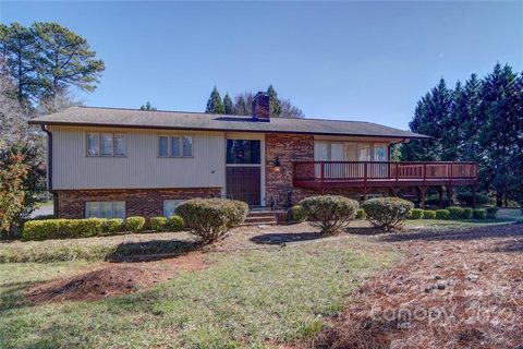 3612 Furman Circle