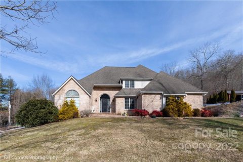 319 Sequoyah Drive sold home in Qualla Woods, Waynesville, NC