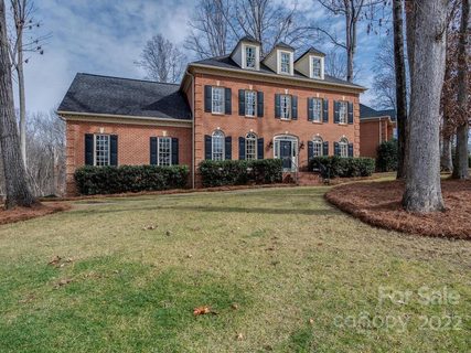 9400 Pendennis Lane