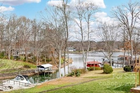 4470 Lake Shore Road
