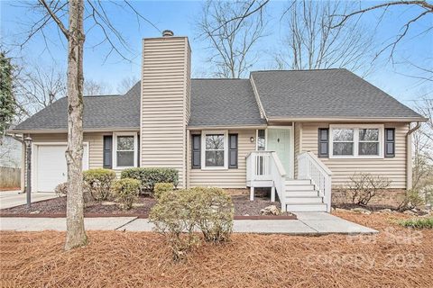 11102 Sundown Lane