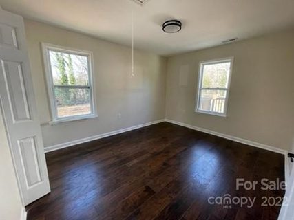 708 Buckoak Street sold home in Murphy Heights, Stanley, NC