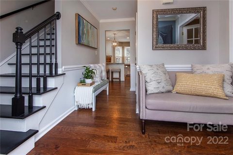 12411 Locust Grove Lane