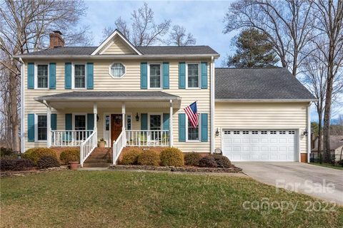 2726 Kirkholm Drive