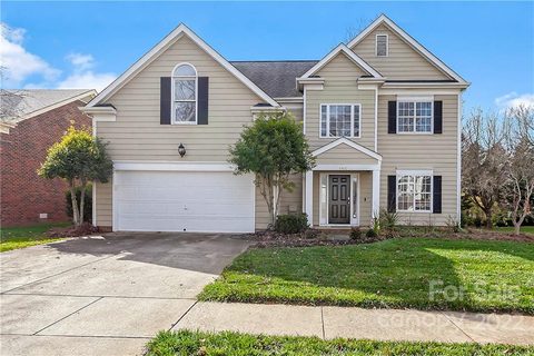 6400 Rosebriar Lane