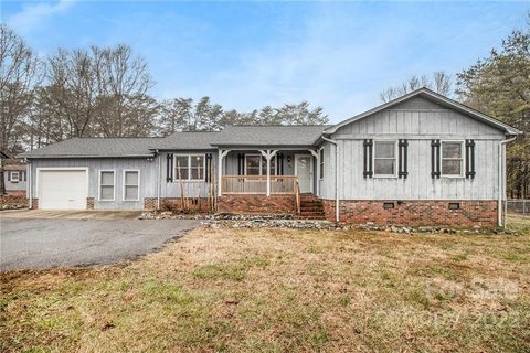 816 Spring Lake Drive sold home in Spring Lake, Iron Station, NC