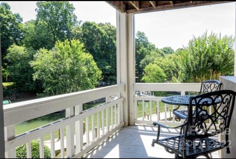 104 Pier 33 Drive 302