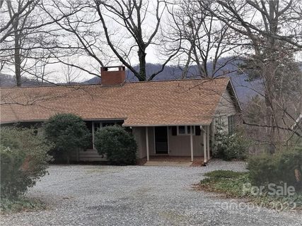1328 Hogback Mountain Road