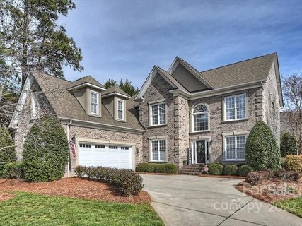 11758 James Richard Drive sold home in Vanderbilt At Providence, Charlotte, NC