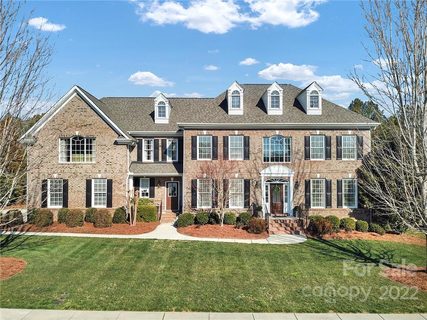 1033 Lake Forest Drive sold home in Lake Forest Preserve, Weddington, NC