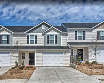 2256 Latimer Lane