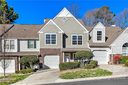 8418 Southgate Commons Drive sold home in Charlotte, SC