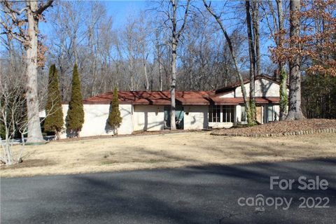 9520 Hickory Creek Road