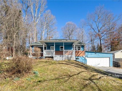 40 Royal Oaks Road sold home in Royal Oaks, Arden, NC