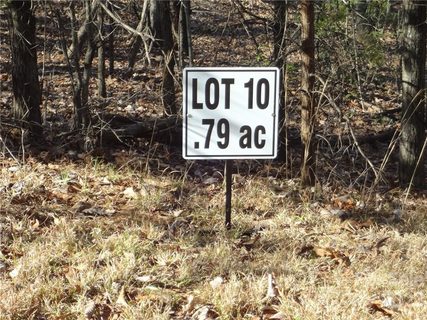 1708 Songbird Court 10 sold lot in Oak Forest, Lenoir, NC