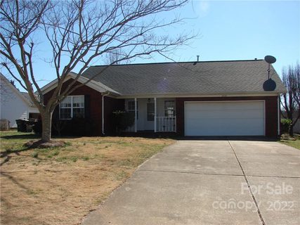 2449 Hunters Way sold home in River Chase, Monroe, NC