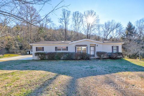 128 Openview Road sold manufactured home in Clear View Valley, Hendersonville, NC