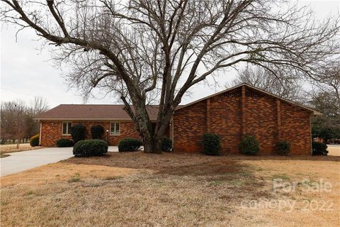 1589 Oaklin Lane