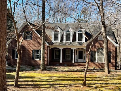105 Sterling Court