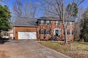 3041 Oakcroft Drive sold home in Matthews, SC