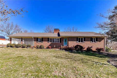 101 Amity Circle sold home in Amity Acres, Belmont, NC