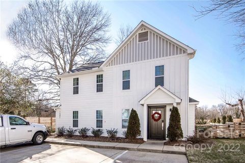 1501 Briar Creek Road sold townhome in Midwood Place, Charlotte, NC