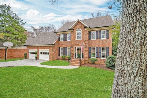 9328 Hanover South Trail