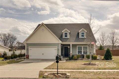 167 Old Carriage Road 226