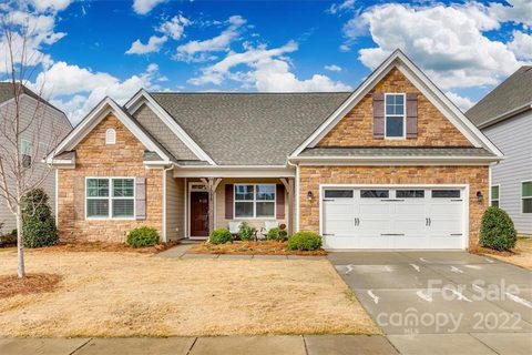 2095 Waverly Court